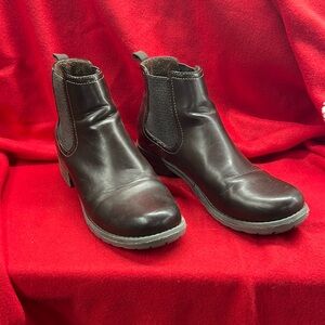 Eastland ankle boots